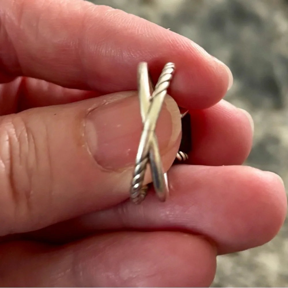 Sterling Silver Blue Topaz Rope-Style Ring